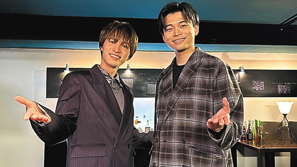 悩みの多い演歌バー