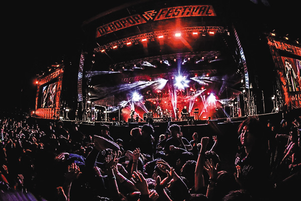 DEAD POP FESTiVAL 2026
