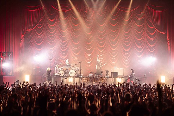 BUCK∞TICK「Ruby Horizon 60」LIVE SPECIAL